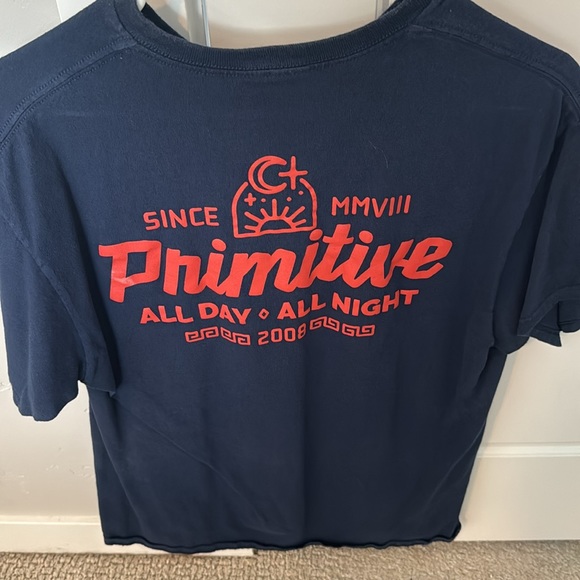Men’s primitive tee shirt. Shirts in good condition. Has marks from closet - Picture 4 of 5